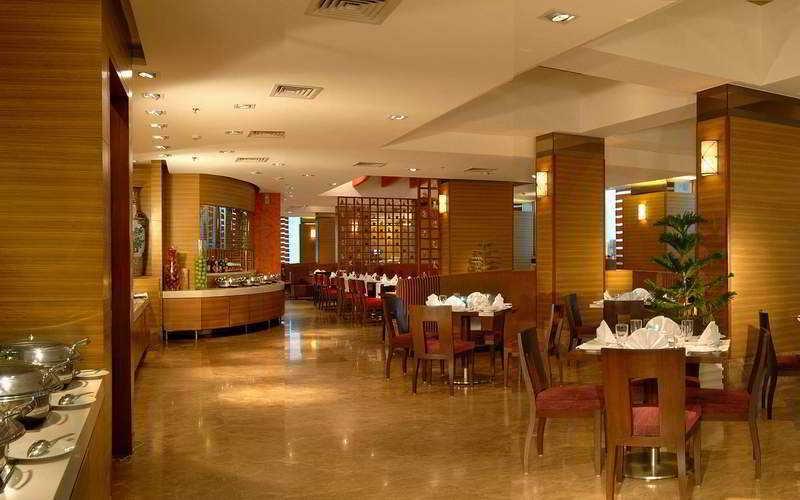 Radisson Mumbai Goregaon מראה חיצוני תמונה