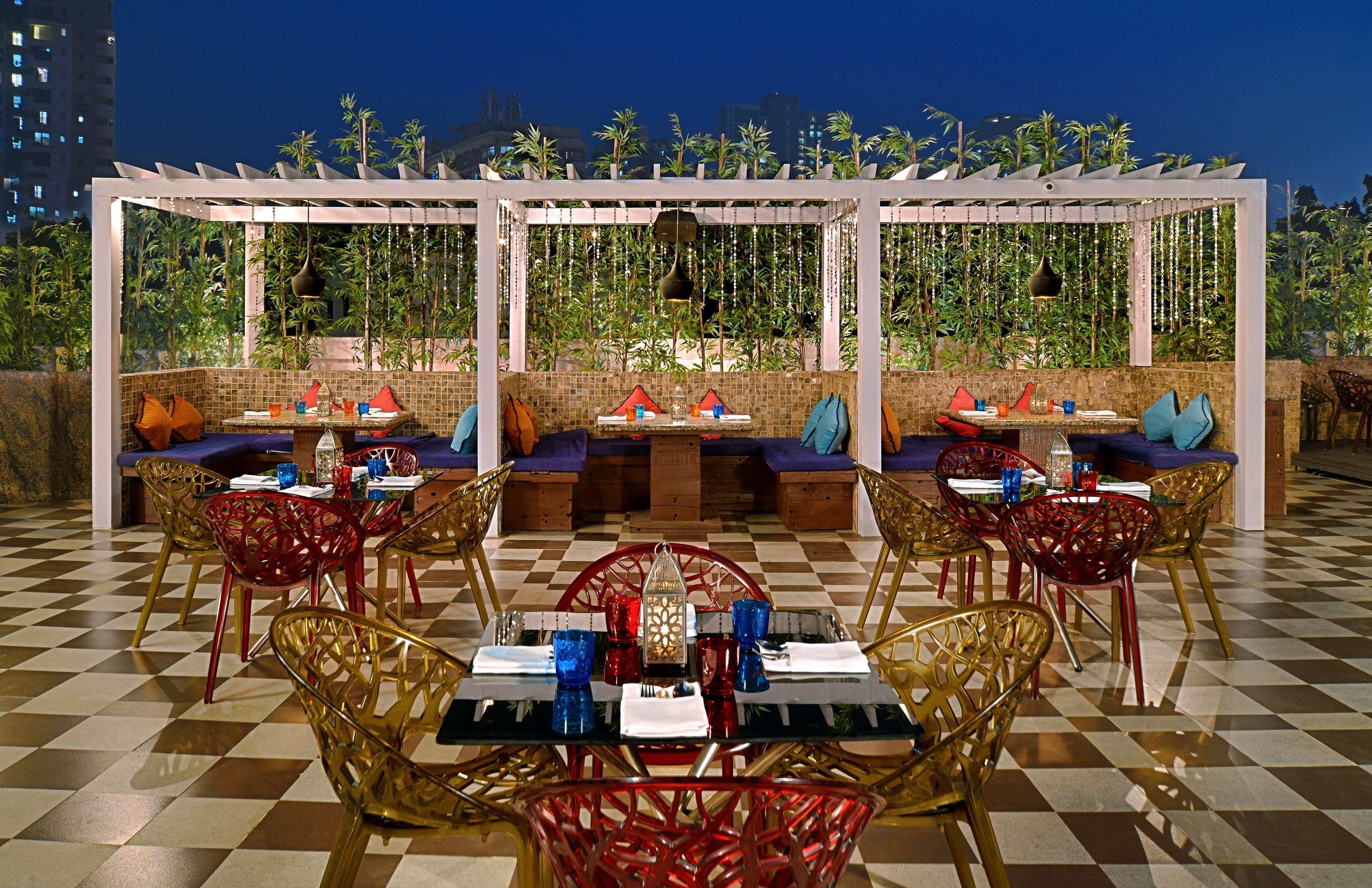 Radisson Mumbai Goregaon מראה חיצוני תמונה